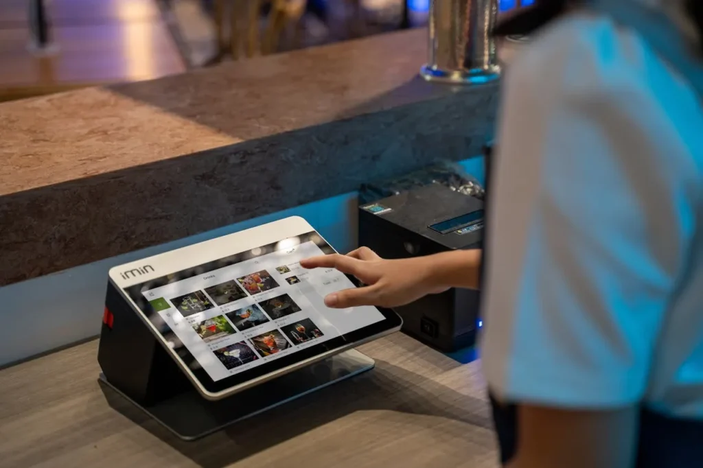 Fiserv Introduces Clover, Australia’s Smartest Point-of-Sale System
