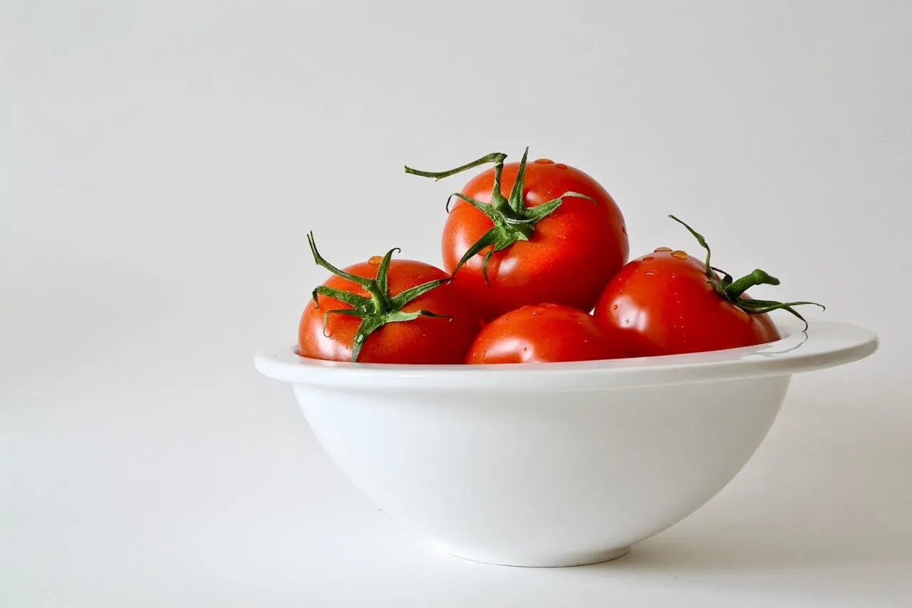 End of Tomato Trade Deal Disrupts U.S. Supply Chain and Sparks Food Safety Concerns