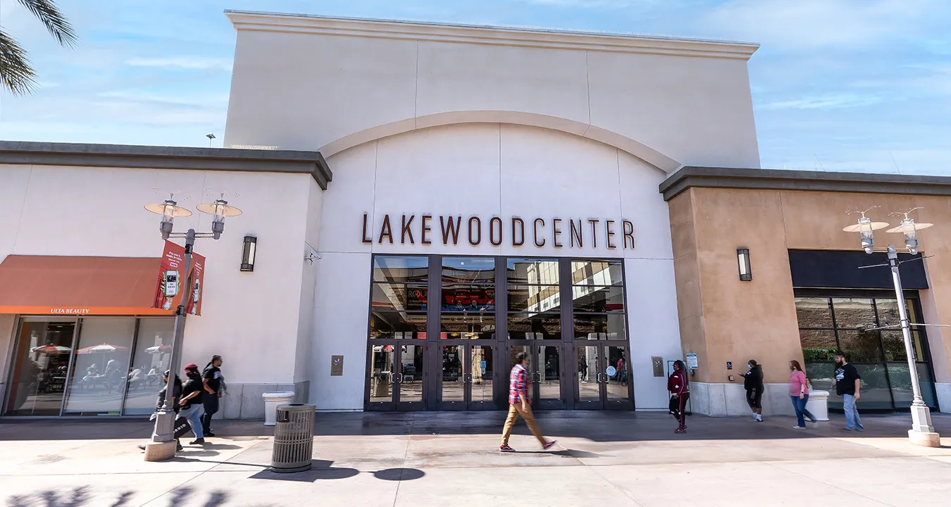 Pacific Retail Capital Partners, Lyon Living, and Silverpeak Acquire and Plan Redevelopment of Lakewood Center