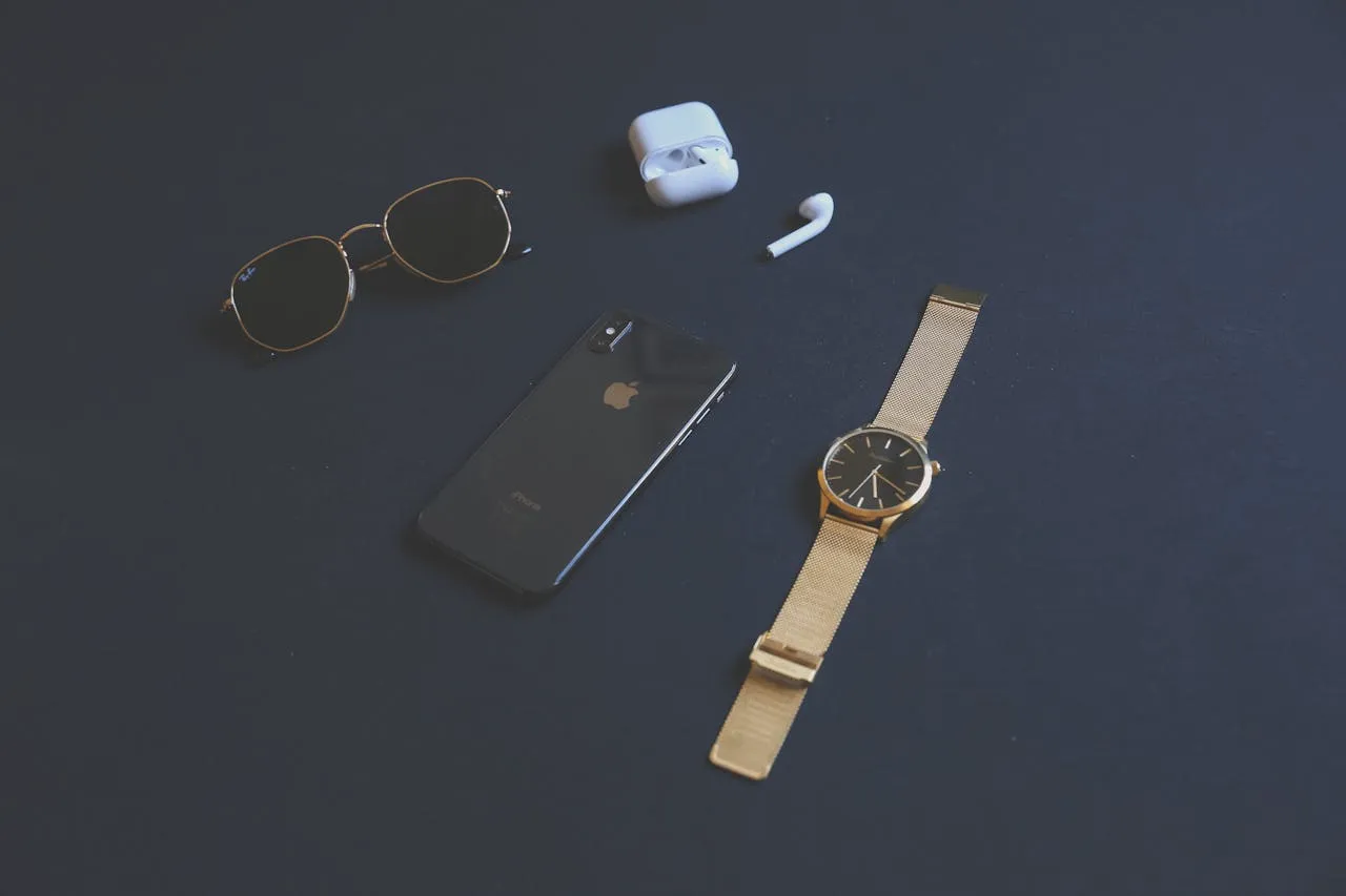 Creative Brands Acquires C.R. Gibson