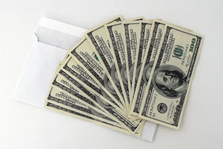 Bed Bath & Beyond, Inc. Distributes Dividend of Warrants to Shareholders