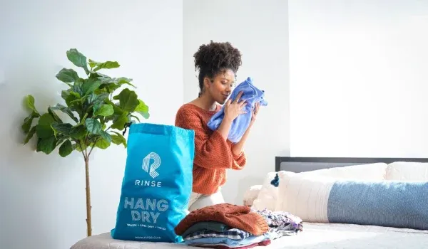 Rinse Introduces Next-Day Hang Dry Service for Better Care of Athleisure and Delicate Apparel