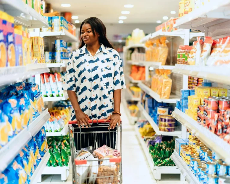 Southeastern Grocers delivers helpings of hope and hearty meals this Thanksgiving