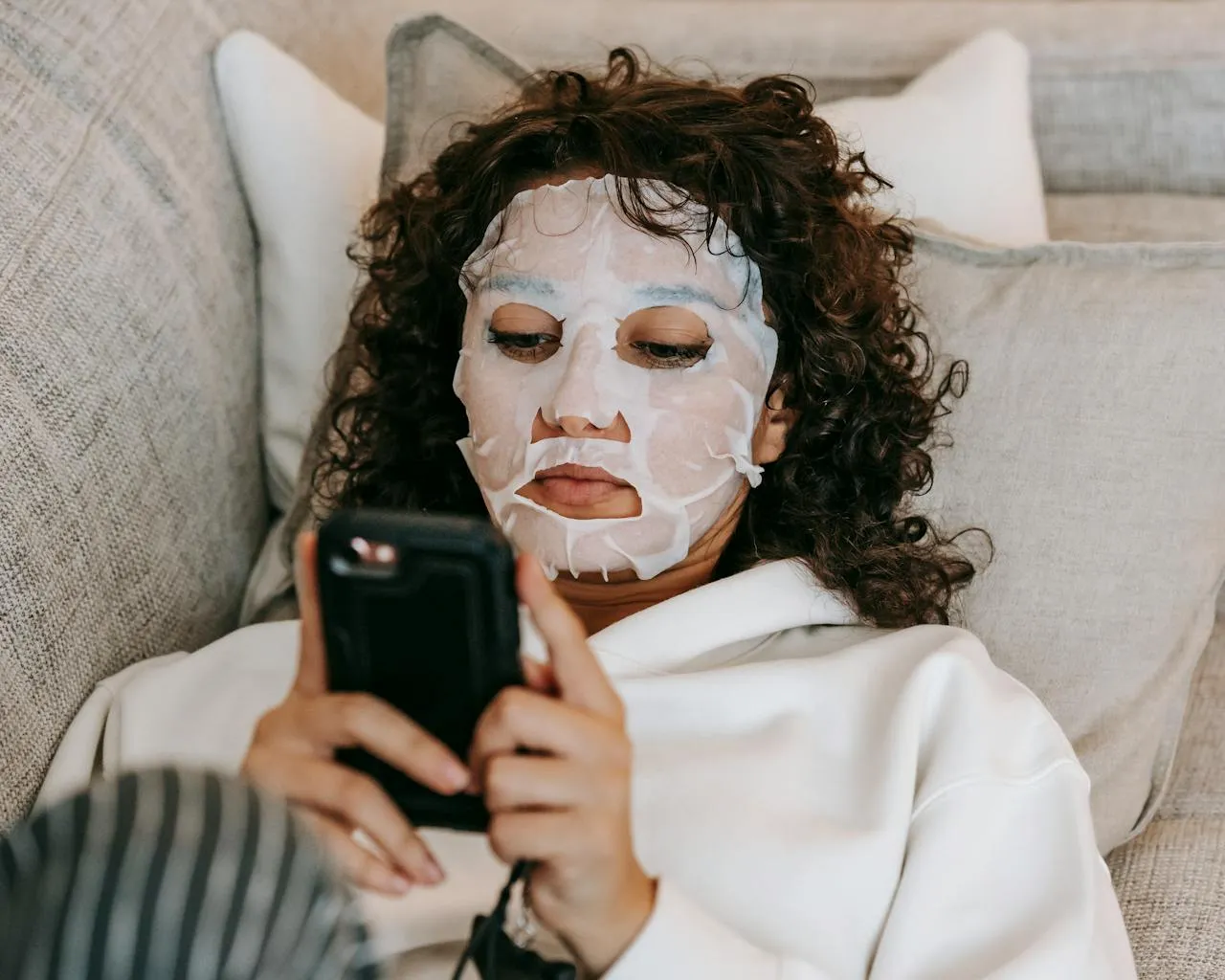 Shark Beauty Skyrockets to #1 Skincare Facial Devices Brand in the U.S