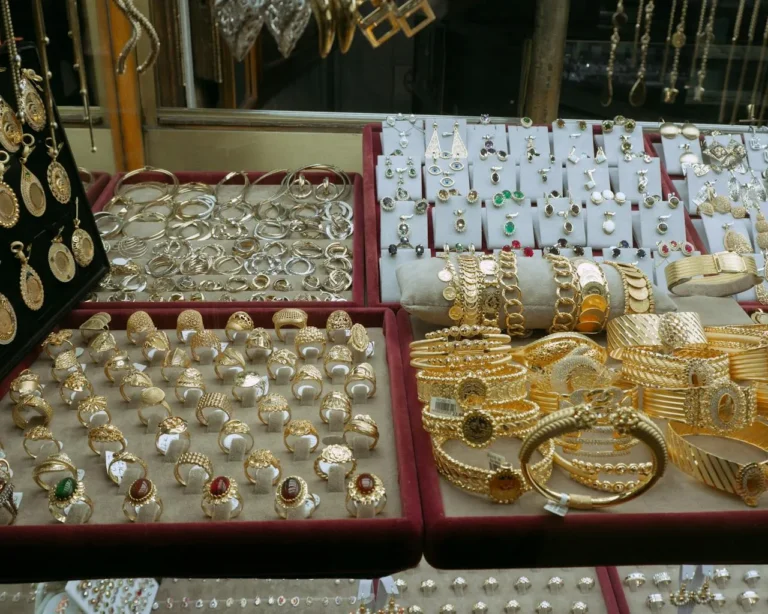 Zales Launches “The Edit,” a Modern Jewelry Retail Experience